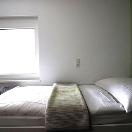פלדקירש Schickes Zimmer Mit Top-Ausstattung In Idealer Lage מראה חיצוני תמונה