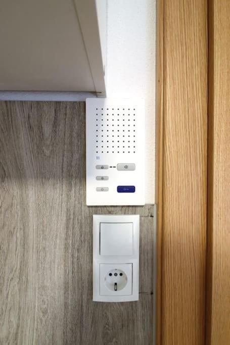 פלדקירש Schickes Zimmer Mit Top-Ausstattung In Idealer Lage מראה חיצוני תמונה